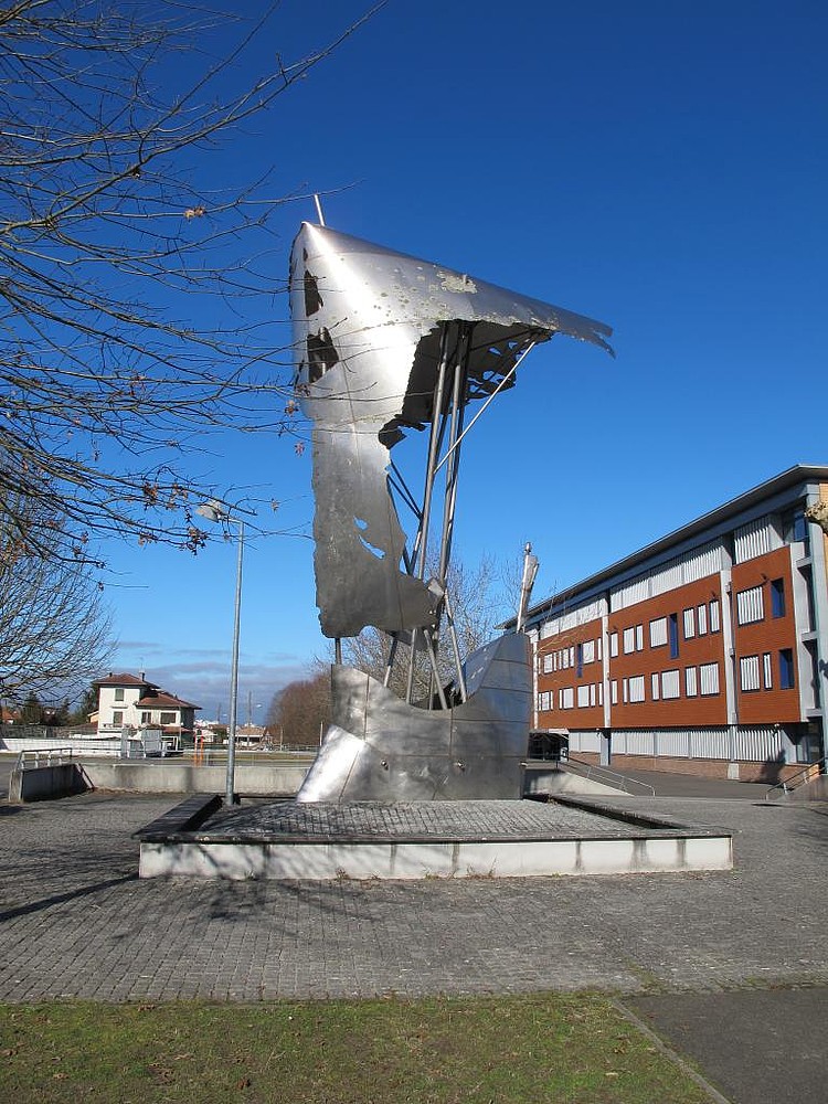 Lycée de Borda. Œuvre du 1% artistique. « La caravelle », Louis Chavignier, 1966. (c) Région Nouvelle-Aquitaine, Inventaire général du patrimoine culturel - B. Charneau.