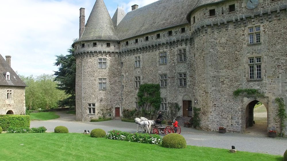 Château de Pompadour © Région Nouvelle-Aquitaine, Dragonfly