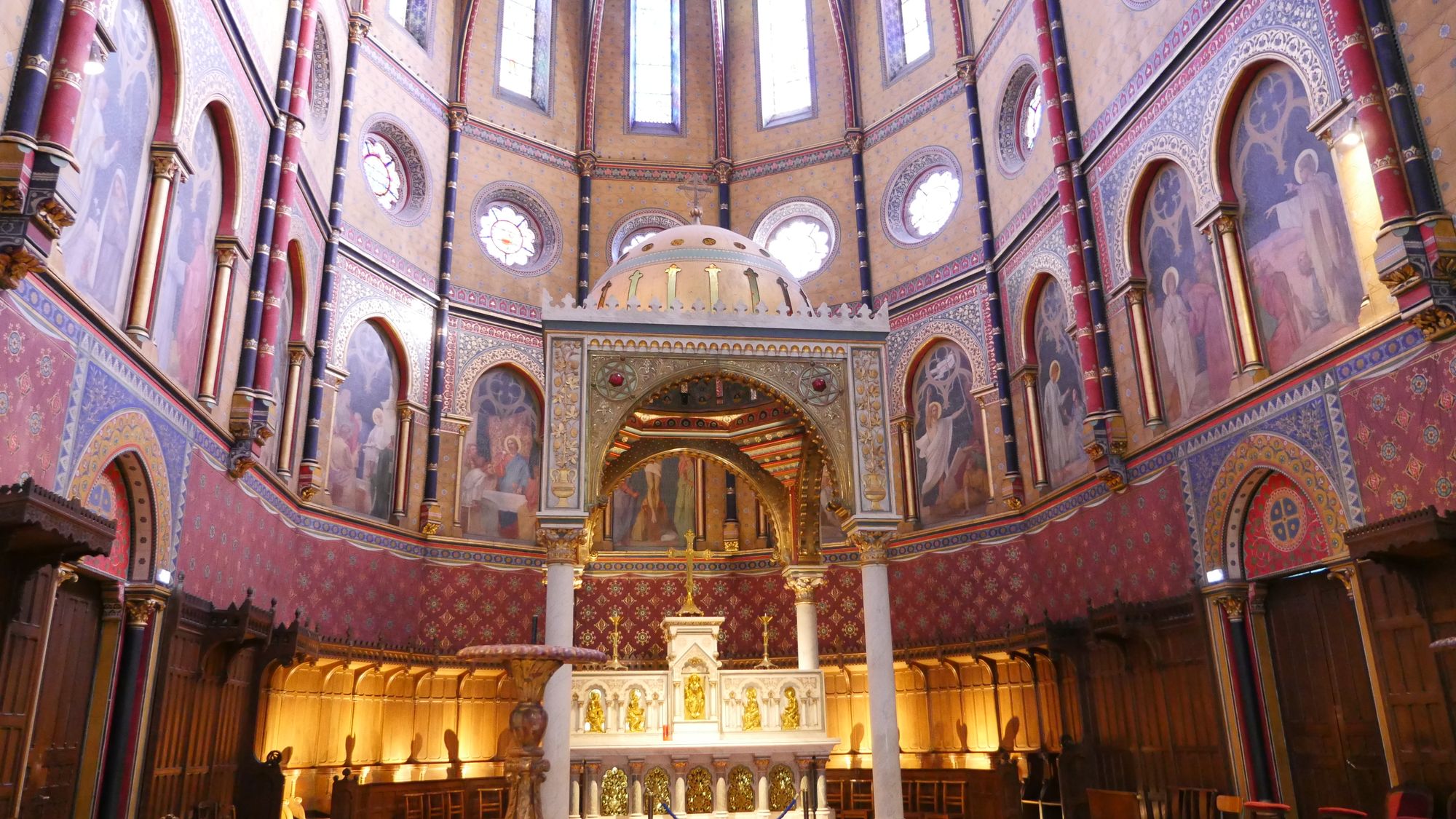 Intérieur de l'église Saint Martin de Pau © Région Nouvelle-Aquitaine, Inventaire Général du patrimoine culturel, J. Chalard-Deschamps