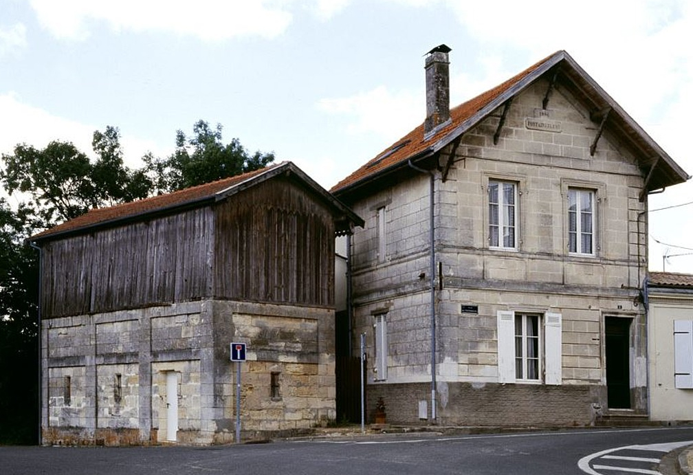 Lormont. 2 rue de Fontainebleau, villa Fontainebleau datée 1896 (c) Région Aquitaine, Inventaire général, M. Dubau, 2008.