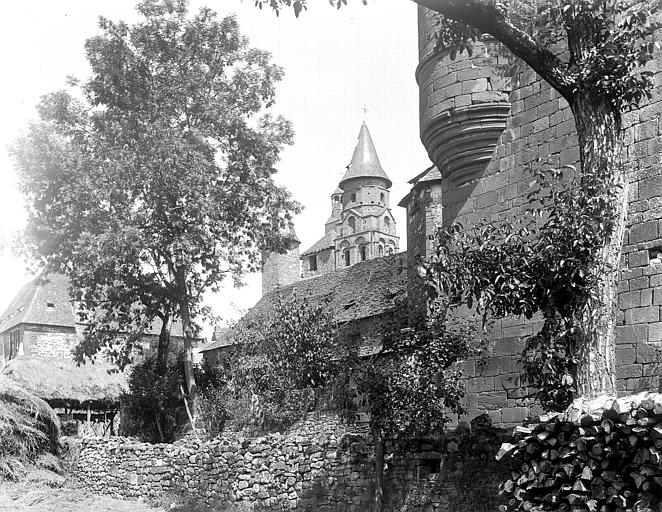 Vue ancienne (non datée) de l'ancienne grange attenante au pignon ouest.