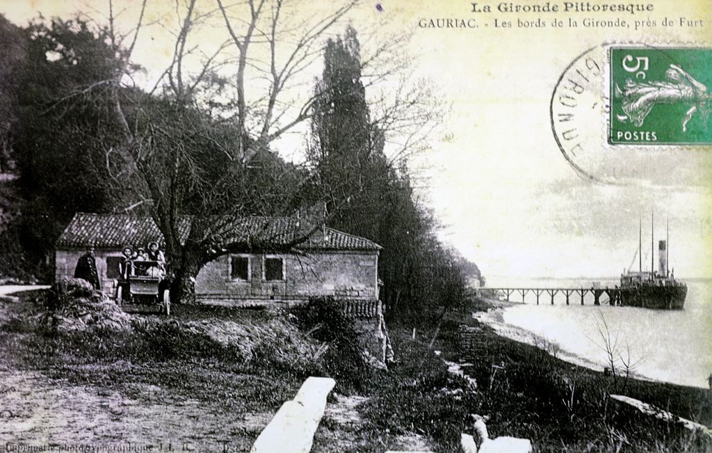 Distillerie et estacade. Vue d'ensemble depuis le nord-ouest (collection particulière).