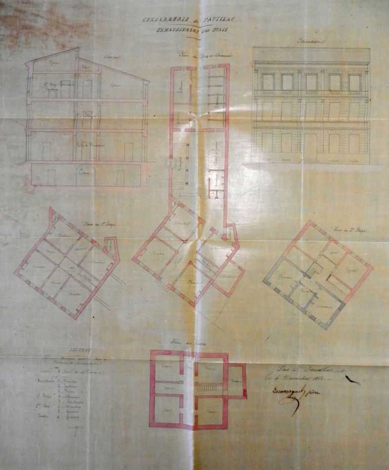 « Gendarmerie de Pauillac, exhaussement d'un étage ». Papier, encre, lavis, par Escarraguel, père, 4 novembre 1852 : vue d'ensemble.