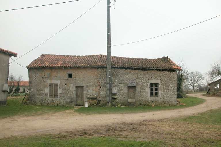 Anciens logements, façades ouest.