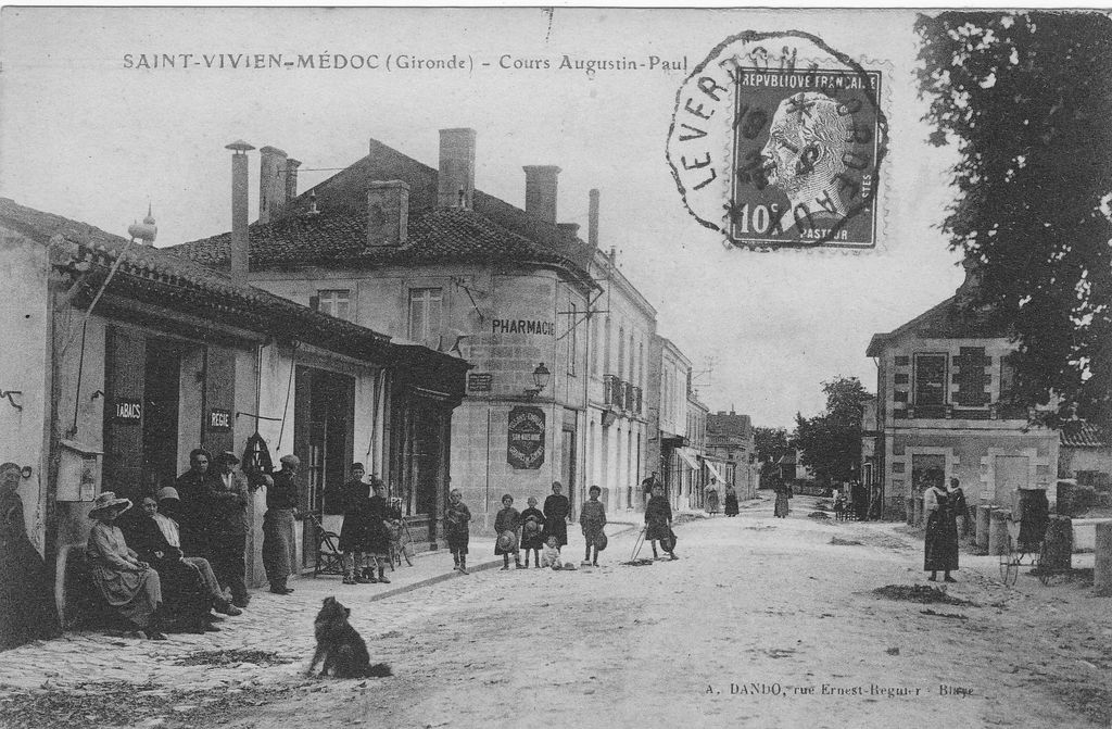 Carte postale (collection particulière) : cours Augustin Paul (début 20e siècle).