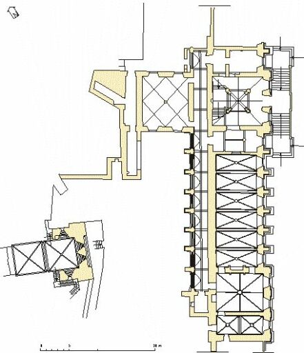 Bâtiment est, plan au rez-de-chaussée et plan de l'église paroissiale Saint-Hilaire.