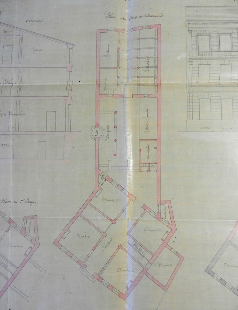 « Gendarmerie de Pauillac, exhaussement d'un étage ». Papier, encre, lavis, par Escarraguel, père, 4 novembre 1852 : détail.