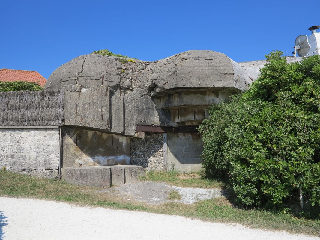 Ancienne casemate, murée (parcelle 421).