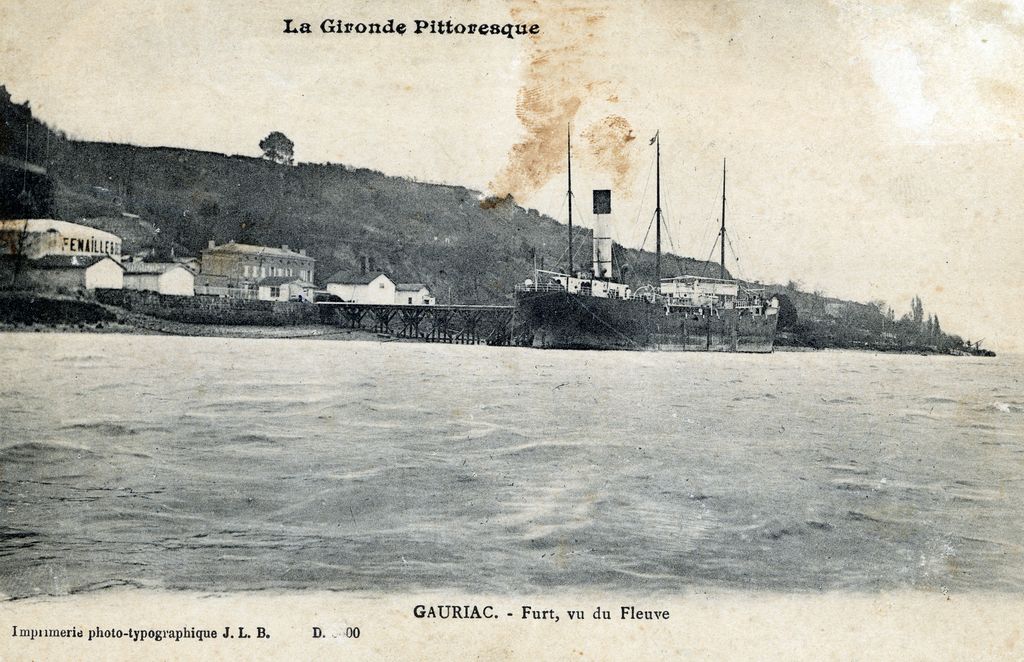 Carte postale, début 20e siècle  (collection particulière) : Vue d'ensemble depuis le nord-ouest.