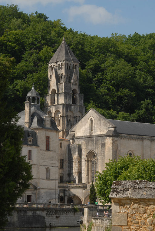 Clocher de l'église abbatiale.