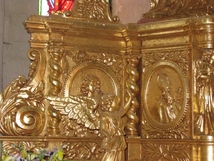 Détail d'une aile du tabernacle.