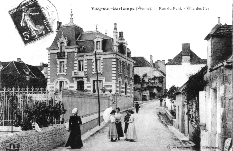 Carte postale du début du 20e siècle, élévation est.