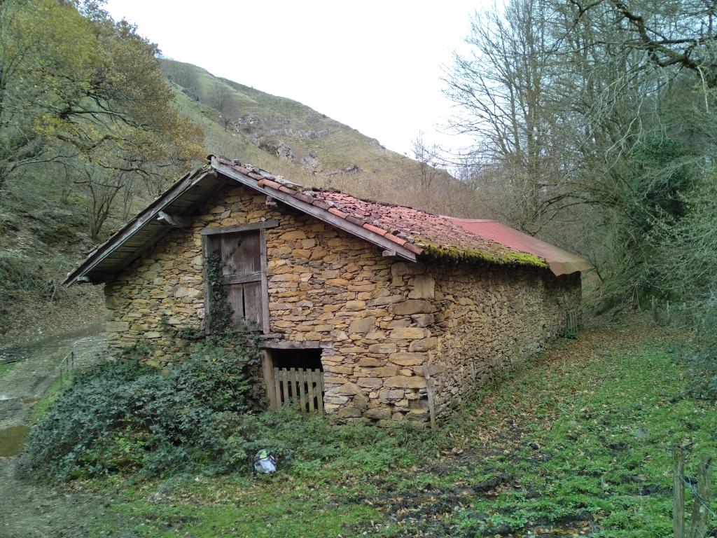 Grange vue du sud-est.