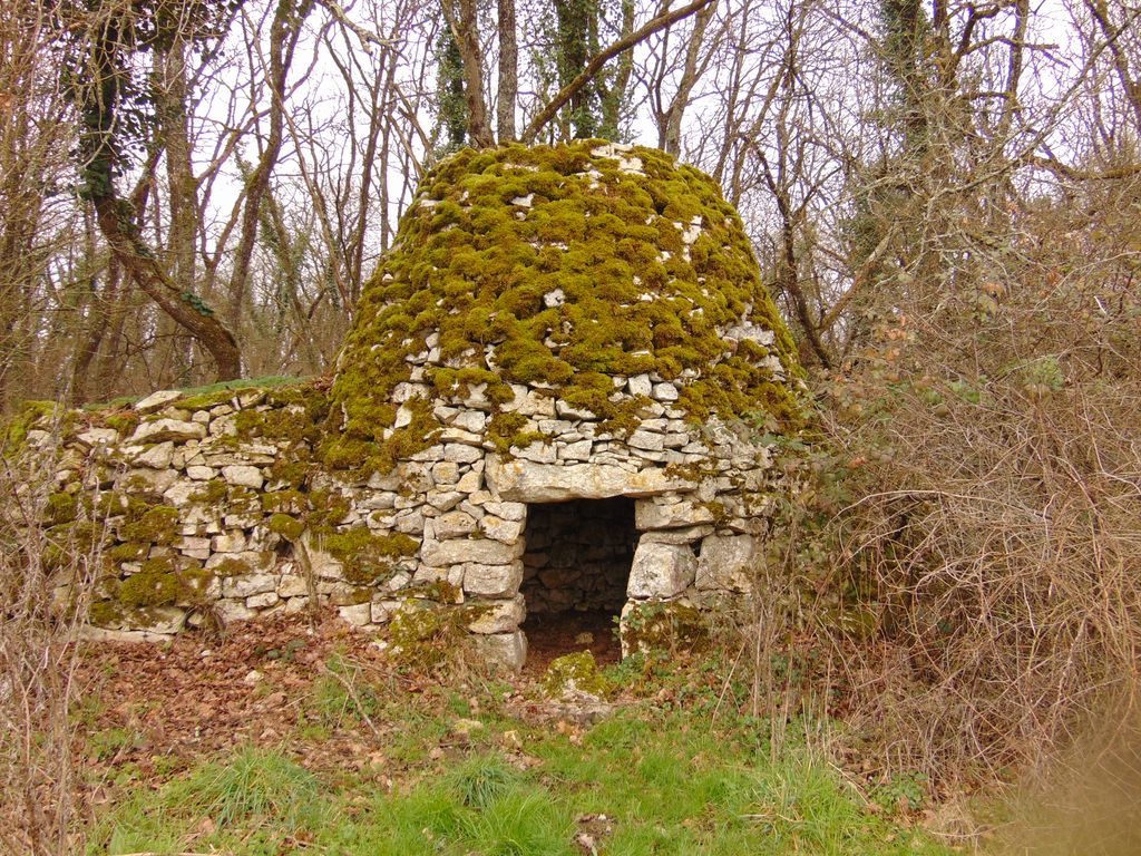 Loge à Remerle.