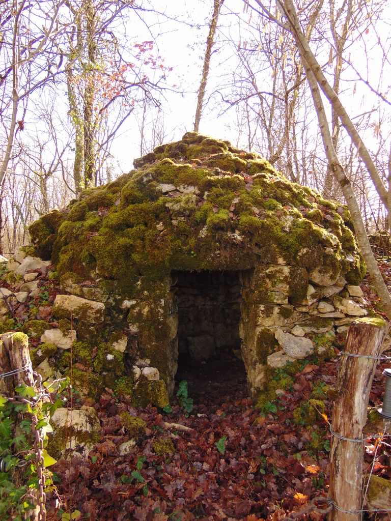 Loge à Remerle.