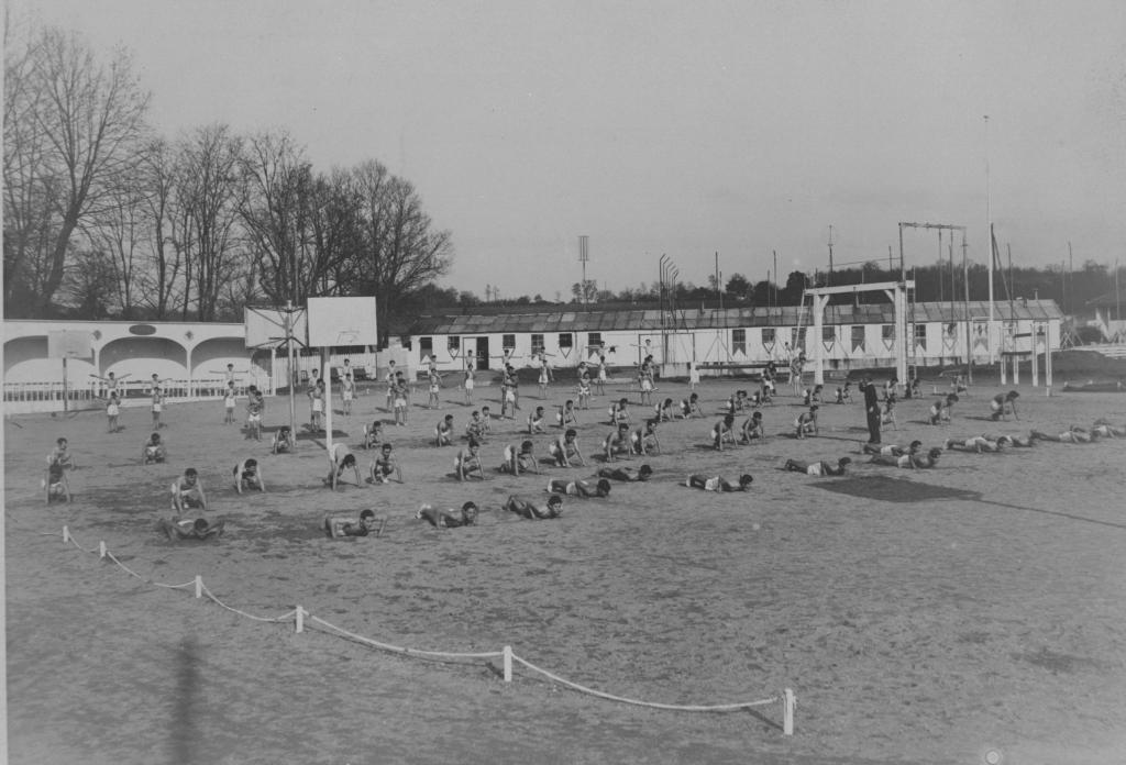 Centre aéré des Ateliers de Saintes dans les années 1960. Photographie SNCF.