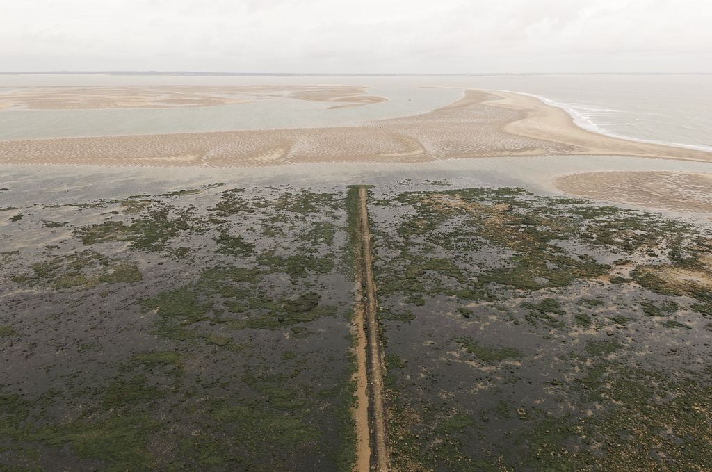 Vue de la jetée depuis le sommet du phare.