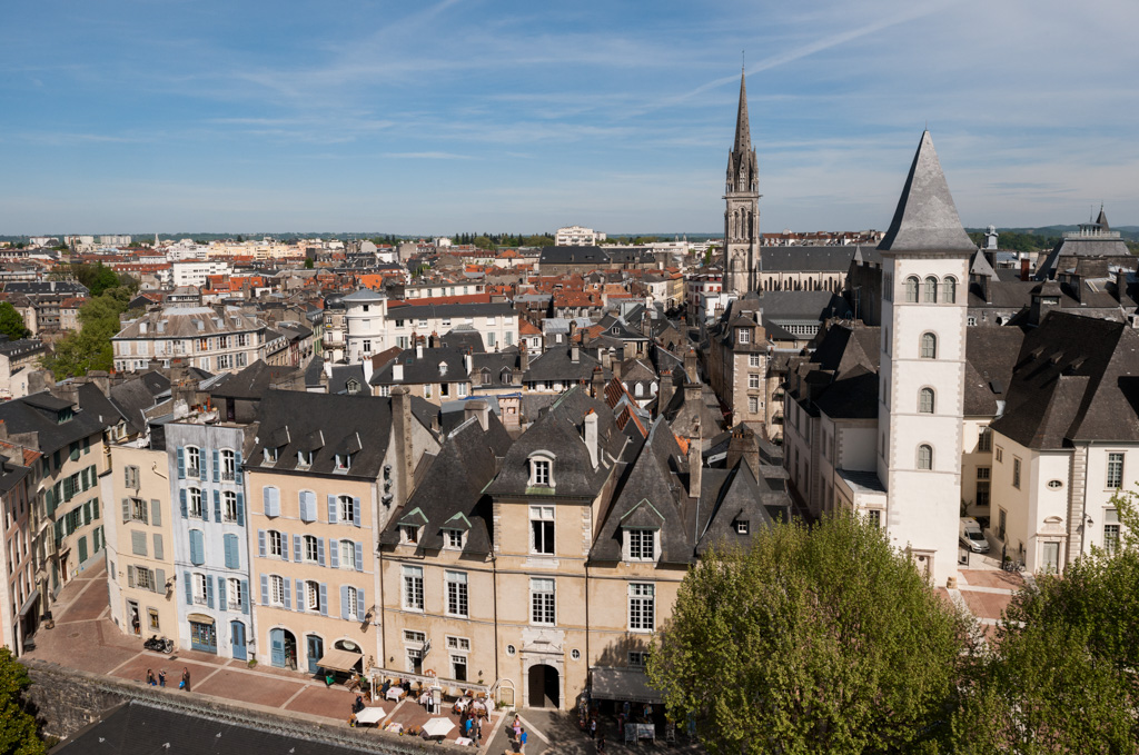 Quartier du château depuis la tour Fébus.