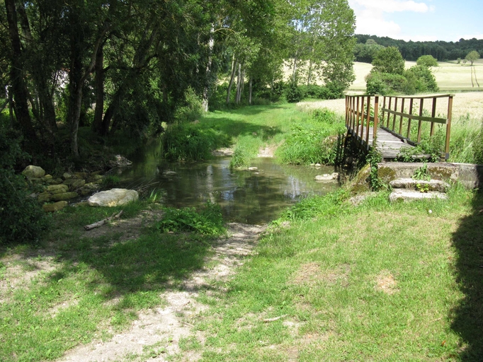 Passerelle du Moulin-Chapeau sur la Luire.