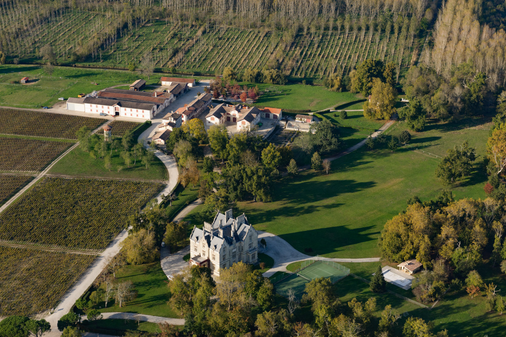 Vue aérienne depuis le sud.