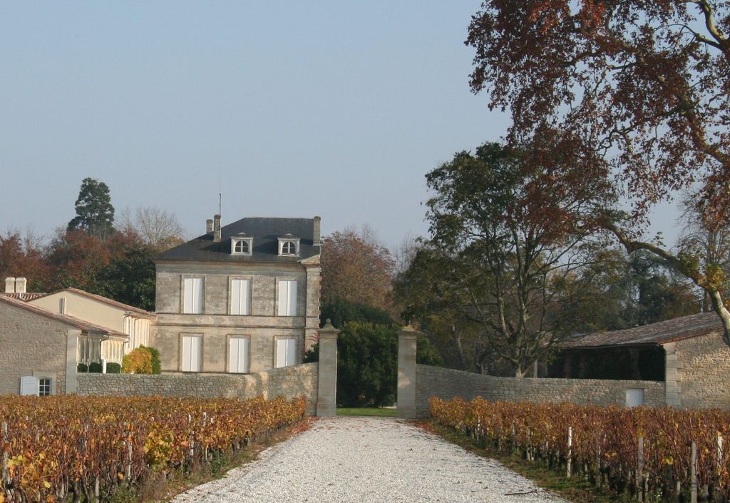 Façade ouest du château.