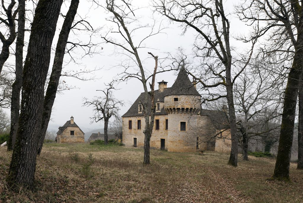 Vue d'ensemble depuis le sud-est.