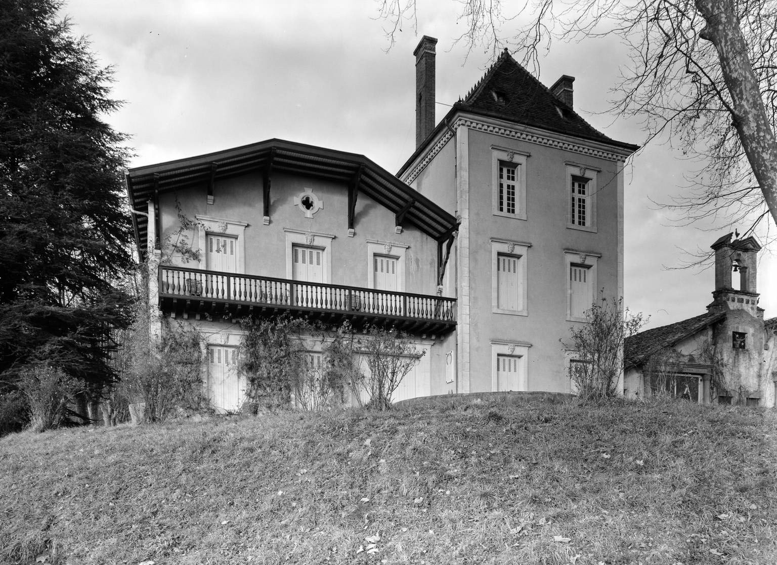 Corps de bâtiment sud, élévation est.