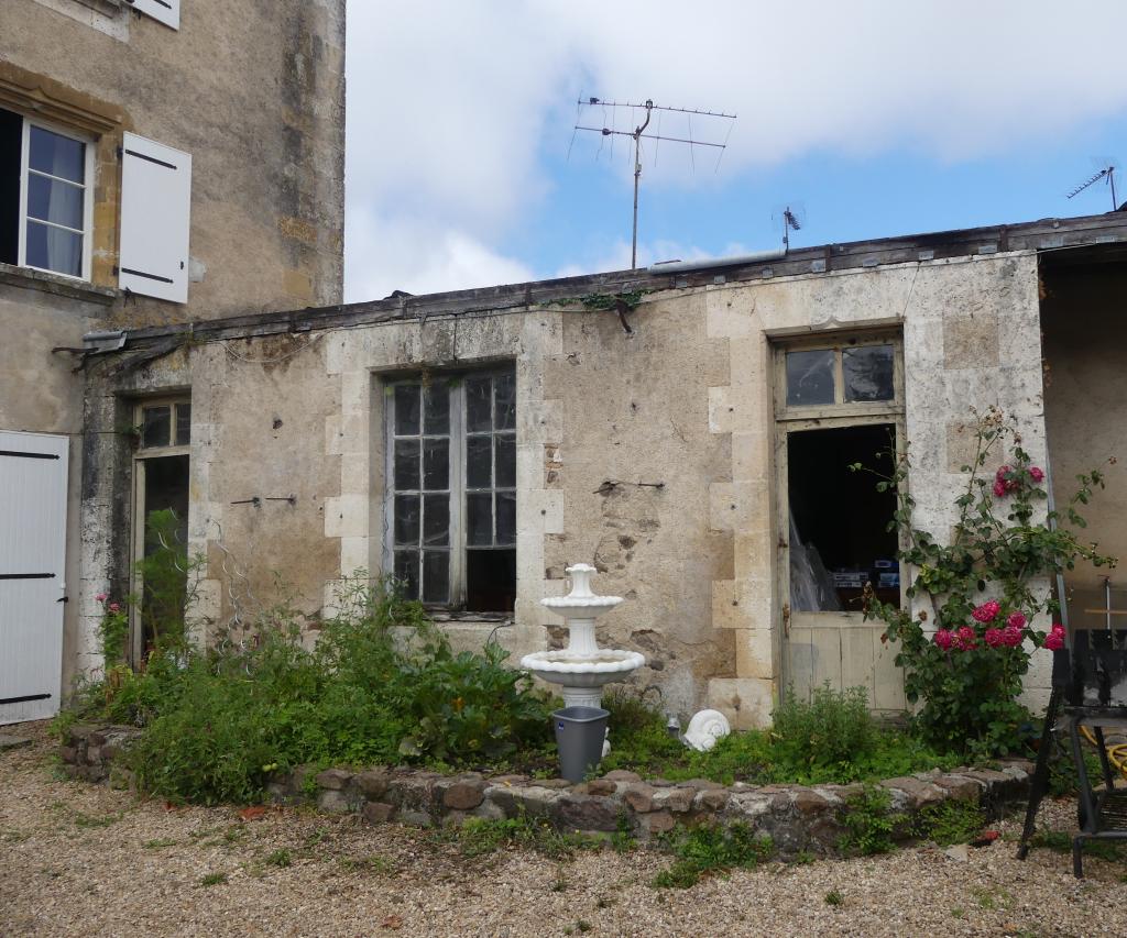 Façade ouest de l'ancien cabinet médical du docteur Veillon.