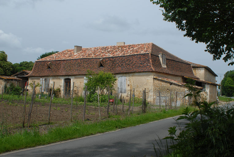 Façade sud-est.