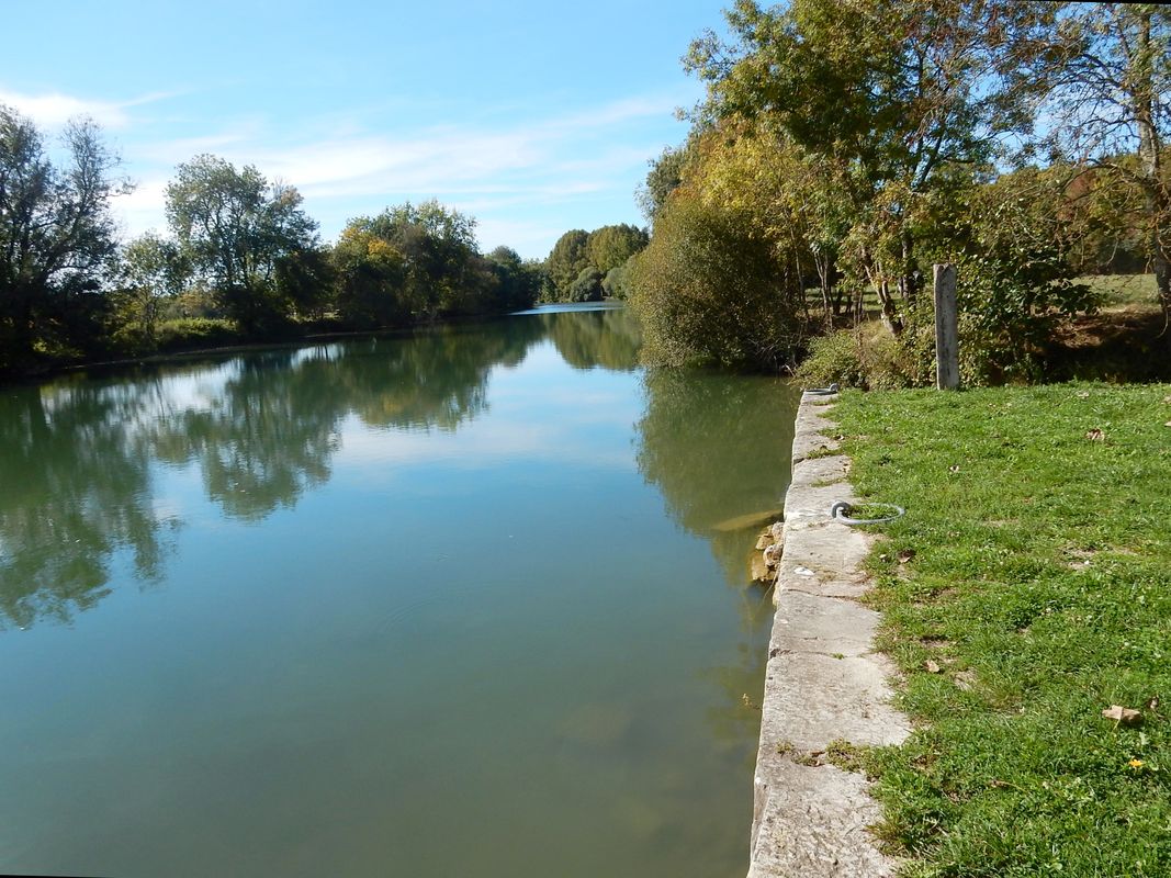 La Charente en aval du port.