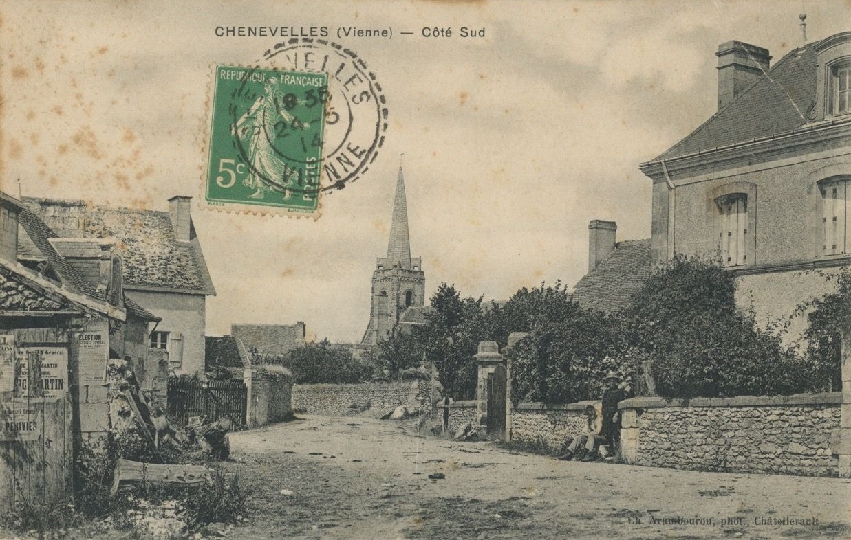 Le bourg de Chenevelles, vu depuis la rue de l'Étoile, au début du 20e siècle.