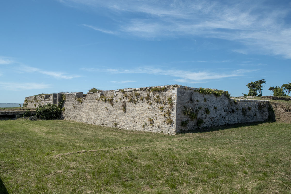 La redoute vue du sud-est.