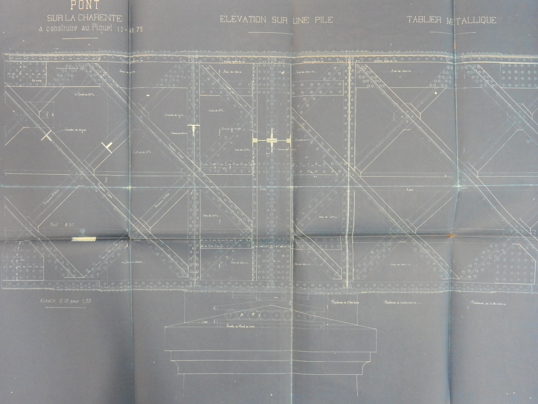 Elévation sur une pile, plan en 1883.