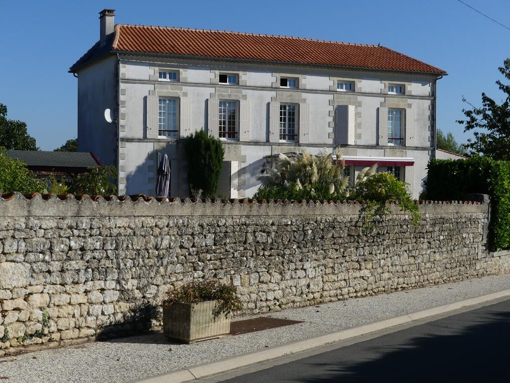 Vue du logement depuis le sud.