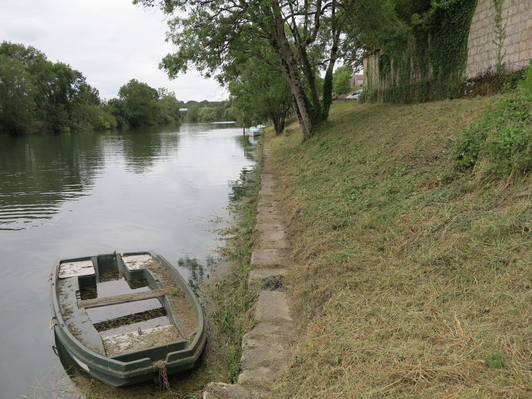 Le quai dans sa partie amont.