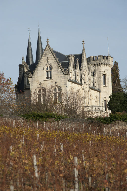 Façade sud et pignon ouest.