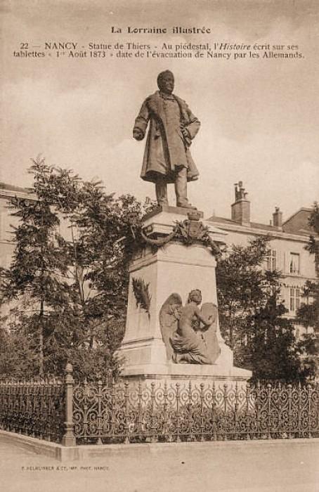 Nancy, carte postale ancienne montrant la statue d'Adolphe Thiers. Collection particulière.